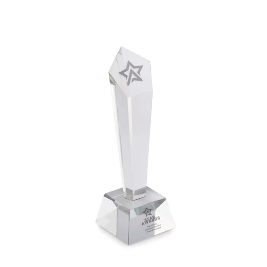 Kryształowa statuetka - DIAWARD (MO2236-22)